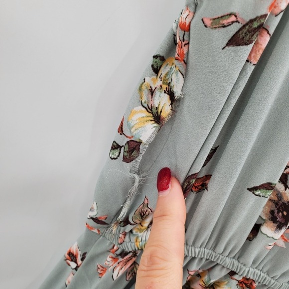 Three Pink Hearts Womens XS Floral Romper Dress Hi Low Overlay Sage Green *Flaw - Picture 15 of 16